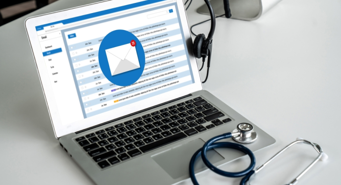 Limpieza de lista con destinatarios de email