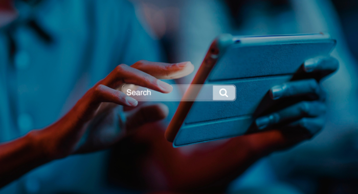 Búsqueda de persona eh LLM de IA