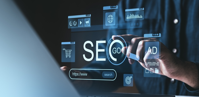 Persona usa herramientas de SEO en Google